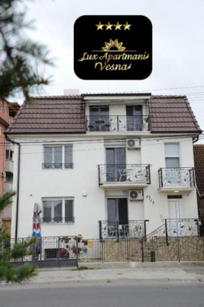 Lux Apartmani Vesna 2
